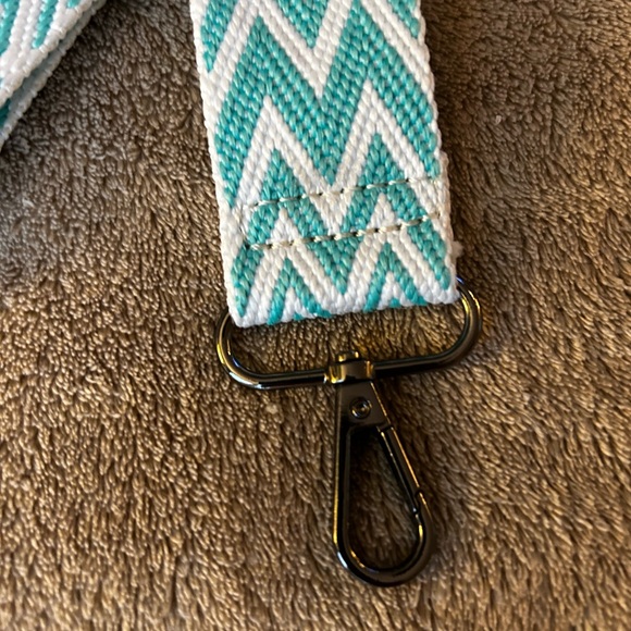 Adjustable strap. - Picture 2 of 3